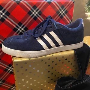 Adidas blue suede! 💙💙💙💙